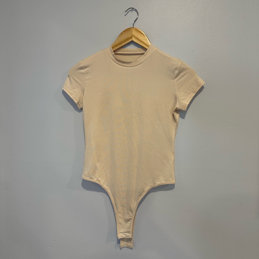 NWOT Amazon Beige Short Sleeve Bodysuit